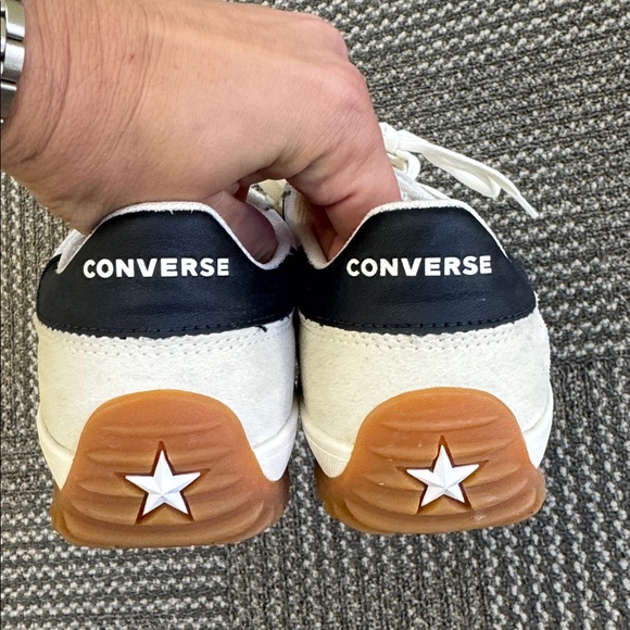 NWOB Converse Men’s Run Star White and Navy Trainer, size 9.5 - Picture 4 of 9